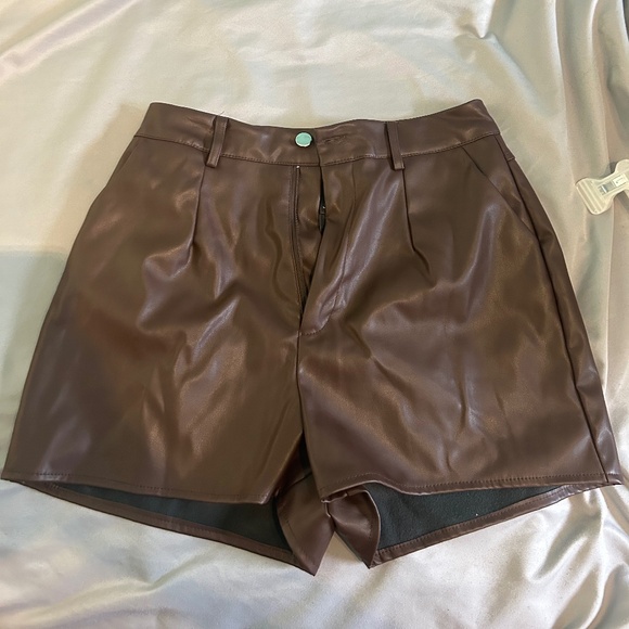 Leather Shorts Brown - Streetwear Society - Picture 1 of 3